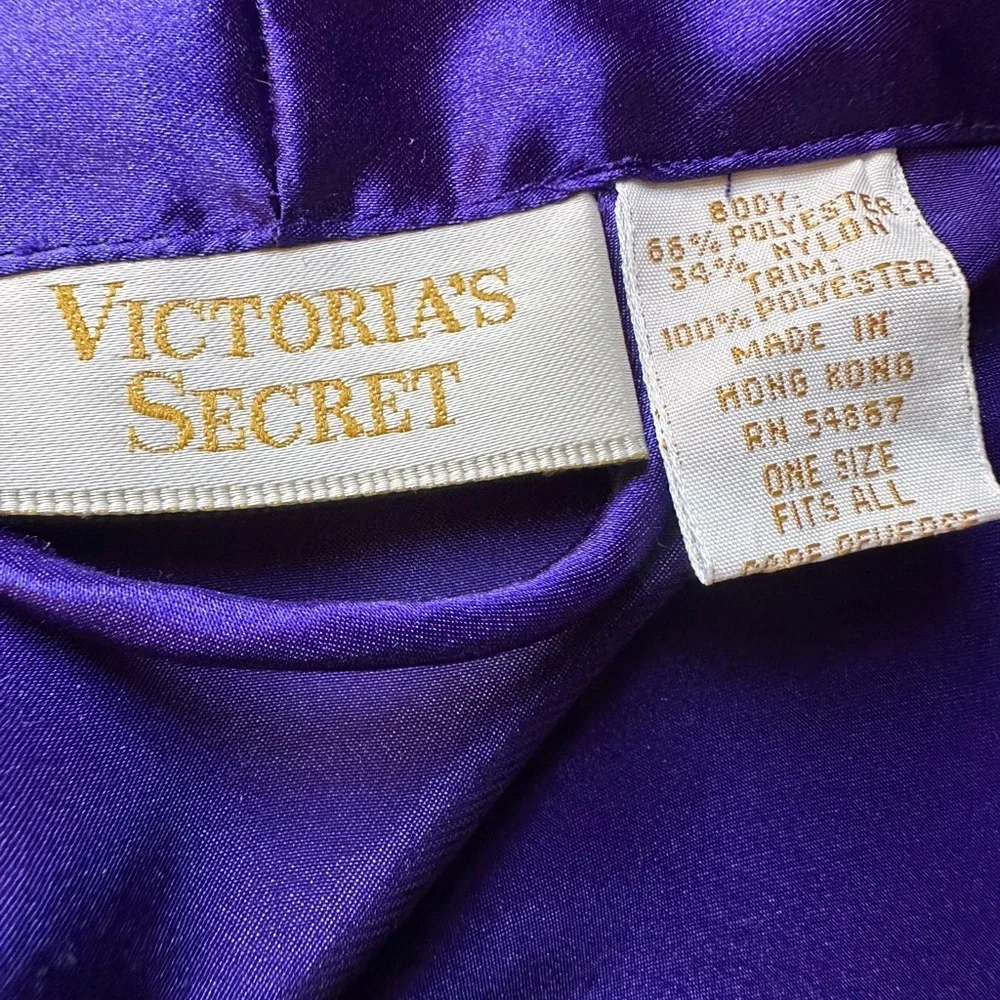 Vintage 2-piece Victoria Secret Lingerie Slip & Robe 🤩 - Picture 13 of 13
